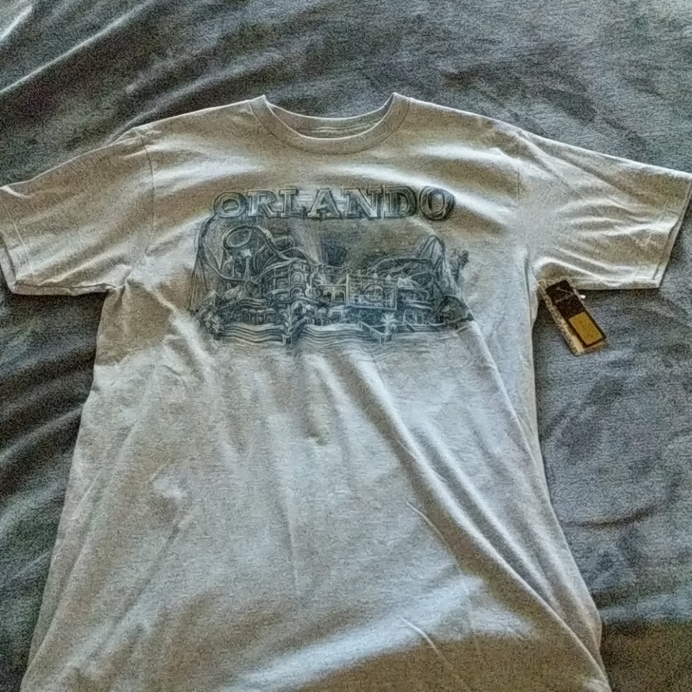 Hard Rock Orlando tee Medium nwt